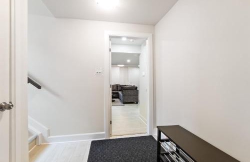 Carleton Place Apartamento | Cozy and Private Basement Suite with All Amenities