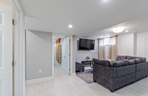 Carleton Place Apartamento | Cozy and Private Basement Suite with All Amenities