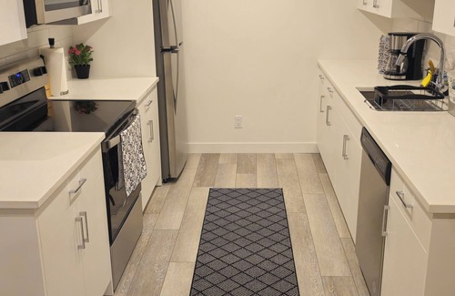 Calgary Casa | Cozy and Quiet Basement Suite in Calgary area.