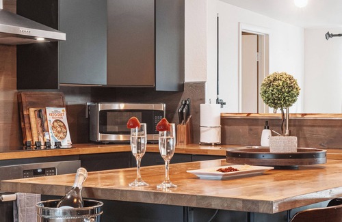 Deer Valley Casa | cozy and relaxing atmosphere , located in North Phoenix