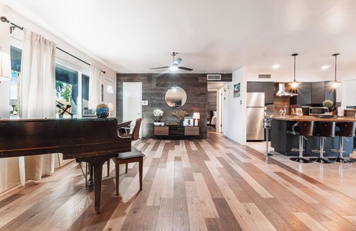 Deer Valley Casa | cozy and relaxing atmosphere , located in North Phoenix