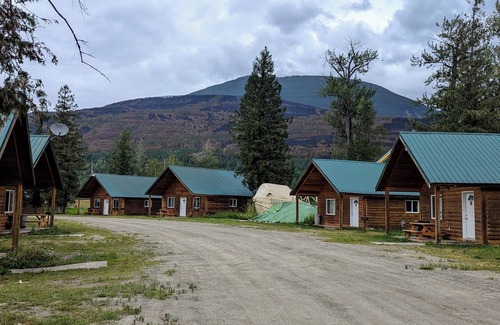Regional District of Fraser-Fort George Cabina | Cozy and Relaxing Getaway Cabin #6