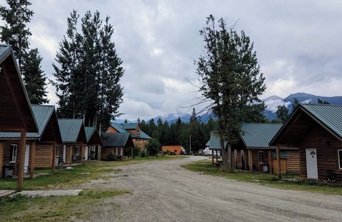 Regional District of Fraser-Fort George Cabina | Cozy and Relaxing Getaway Cabin #11