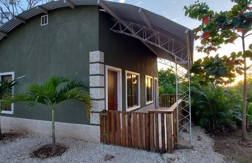 Cantón de Abangares Villa | Cozy and Serene Villa 1 Mile from Gulf of Nicoya