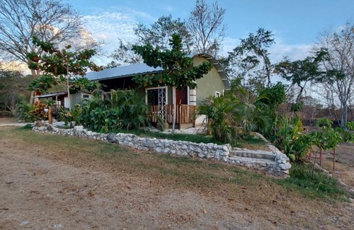 Cantón de Abangares Villa | Cozy and Serene Villa 1 Mile from Gulf of Nicoya
