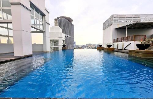 Menteng Apartamento | Cozy and Stategic 1 at cikditiro 2BR pool,gym,wifi By LS