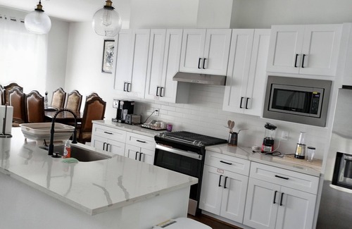Briarforest Casa | Cozy and Welcoming Home with 4 bedrms, 4 bathrms