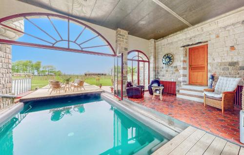 Criquetot-le-Mauconduit Apartamento | Cozy Apartment In Criquetot-Le-Maucondui
