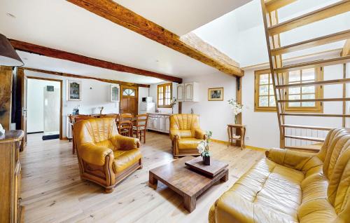 Criquetot-le-Mauconduit Apartamento | Cozy Apartment In Criquetot-Le-Maucondui
