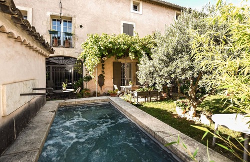 Morieres-les-Avignon Apartamento | Acogedor apartamento en.
