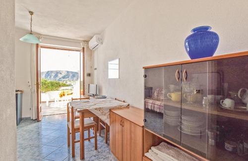Sant'Angelo Apartamento | Acogedor apartamento en Sant'Angelo.