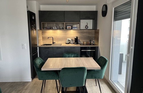 Le Perreux-sur-Marne Apartamento | Cozy Apartment, 15 minutes to Paris center, 25 minutes to Disneyland.