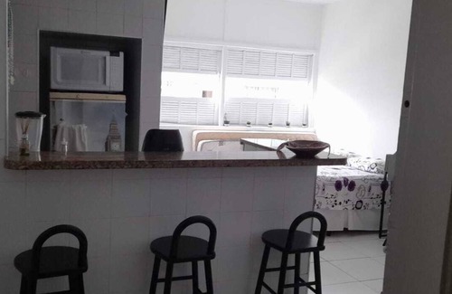 Gonzaga Apartamento | Cozy apartment 1 block from the beach!