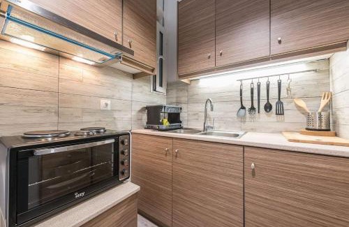 Aigaleo Apartamento | Cozy apartment 10 minutes from Monastiraki Athens