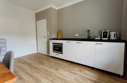 Bad Bertrich Casa | Cozy apartment a minute's walk from the Vulkaneifel Therme.