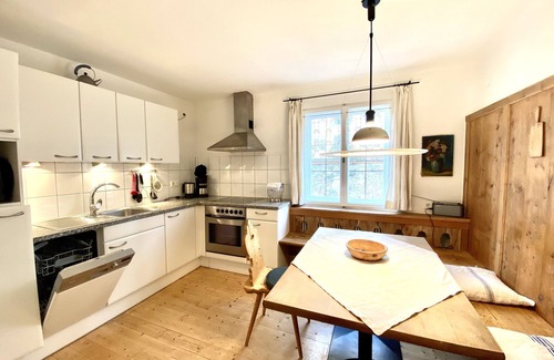Telfes im Stubai Apartamento | Acogedor apartamento para 4 personas, piscina, jardín, teleféricos gratuitos.