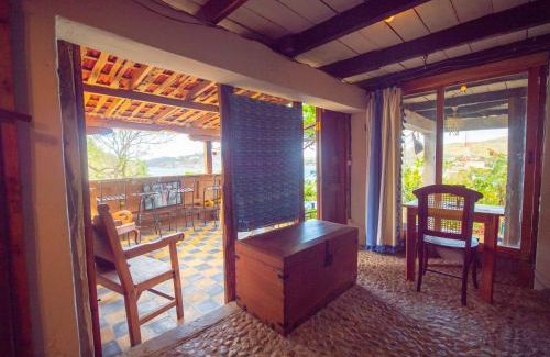 Paradise Bay Apartamento | Cozy Apartment, Bayview, 3 blocks to beach/center