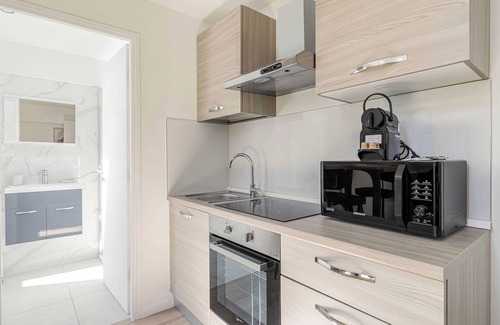 Prado - Republique Apartamento | Acogedor apartamento - Claraboya luminosa - Centro de Cannes