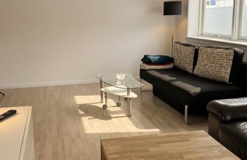 Nuussuaq Apartamento | Cozy Apartment by Harbour, 2 Min Walk to Shops