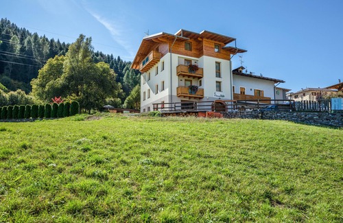 Almazzago Apartamento | Acogedor apartamento "Casa Penasa 2", CIPAT 022064-AT-064788, con vistas a la montaña
