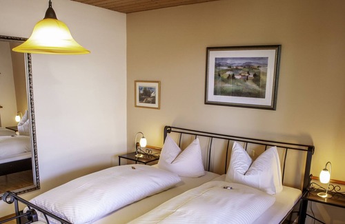 Ruhmannsfelden Apartamento | Acogedor apartamento en Ruhmannsfelden con Piscina