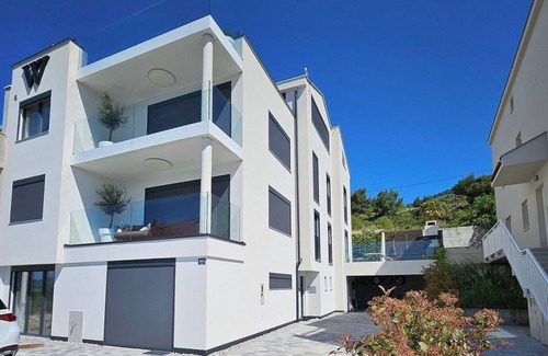 Duboka Apartamento | Cozy apartment for couples & solo travelers