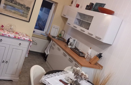 Neustadt-Glewe Apartamento | Cozy apartment in the center of Neustadt-Glewe with lake proximity (700m).