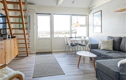 Sandkaas Apartamento | Cozy Apartment In Allinge With Wifi