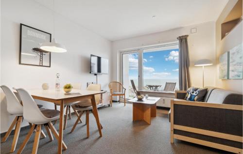 Sandvig Apartamento | Cozy Apartment In Allinge With Kitchen