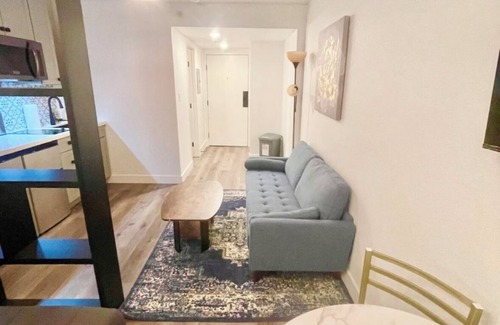 Reno Apartamento | Cozy apartment in awesome Reno with AC, WiFi