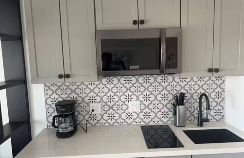 Reno Apartamento | Cozy apartment in awesome Reno with AC, WiFi