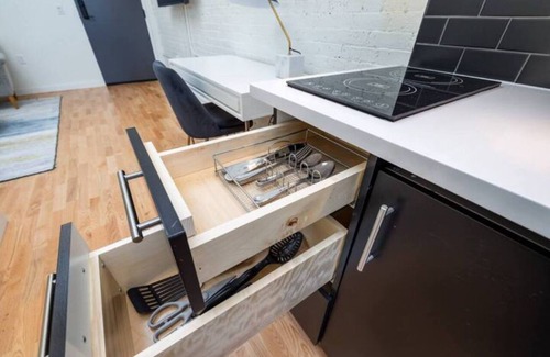 Downtown Hartford Apartamento | Cozy apartment in charming Hartford with AC, WiFi