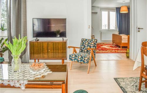 Darlowko Apartamento | Cozy Apartment In Darlowo With Wifi