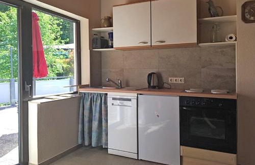 Waldbrunn Apartamento | Cozy Apartment in Ellar with Garden