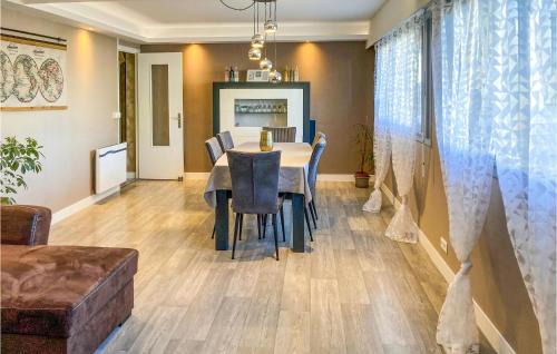 Fecamp Apartamento | Cozy Apartment In Fécamp With Kitchen