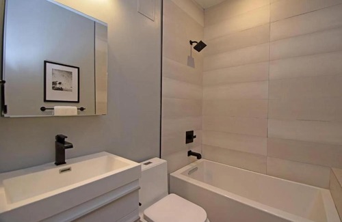 Over-the-Rhine Apartamento | Cozy Apartment in Historic OTR