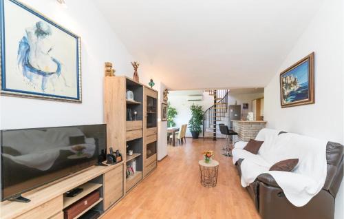 Rudine Apartamento | Cozy Apartment In Kastel Novi