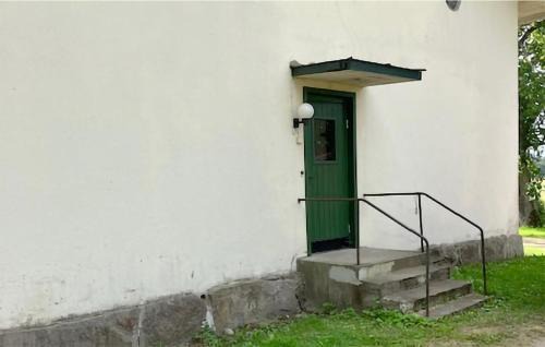 Kristinehamn Apartamento | Cozy Apartment In Kristinehamn