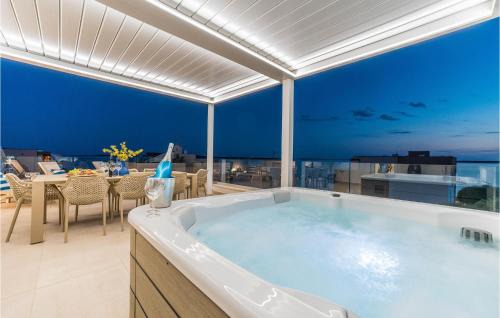 Kolan Apartamento | Cozy Apartment In Mandre With Wifi