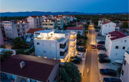 Kolan Apartamento | Cozy Apartment In Mandre With Wifi