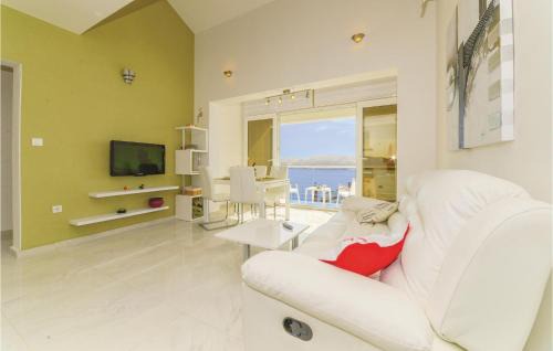 Miskovici Apartamento | Cozy Apartment In Miskovici With Wifi