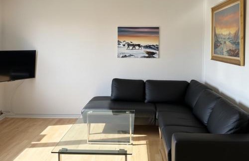 Nuussuaq Apartamento | Cozy Apartment in Nuussuaq, Close to Shop and Dining