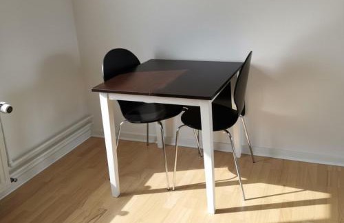 Nuussuaq Apartamento | Cozy Apartment in Nuussuaq, Close to Shop and Dining