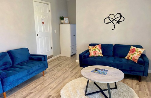North Greece Apartamento | Cozy Apartment in Quiet Spencerport with Private Deck