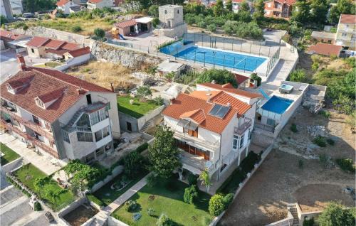 Kamen Apartamento | Cozy Apartment In Split With Kitchen