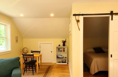 Shawmut Apartamento | Cozy Apartment In The Woods