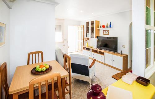 Los Balcones Apartamento | Cozy Apartment In Torrevieja With Wifi