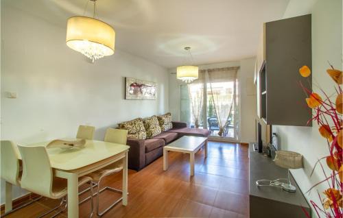 Torrevieja Apartamento | Cozy Apartment In Torrevieja With Wifi