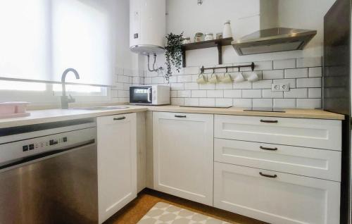 Los Llanos Apartamento | Cozy Apartment In Torrox With Wifi