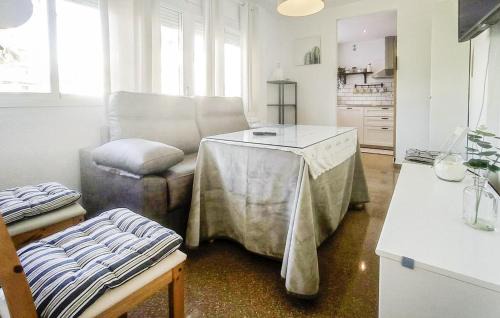 Los Llanos Apartamento | Cozy Apartment In Torrox With Wifi